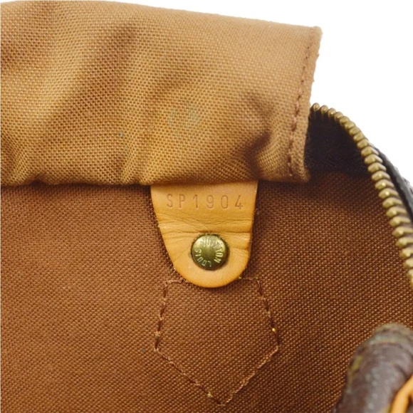 LOUIS VUITTON Monogram Speedy 30 - Picture 9 of 10